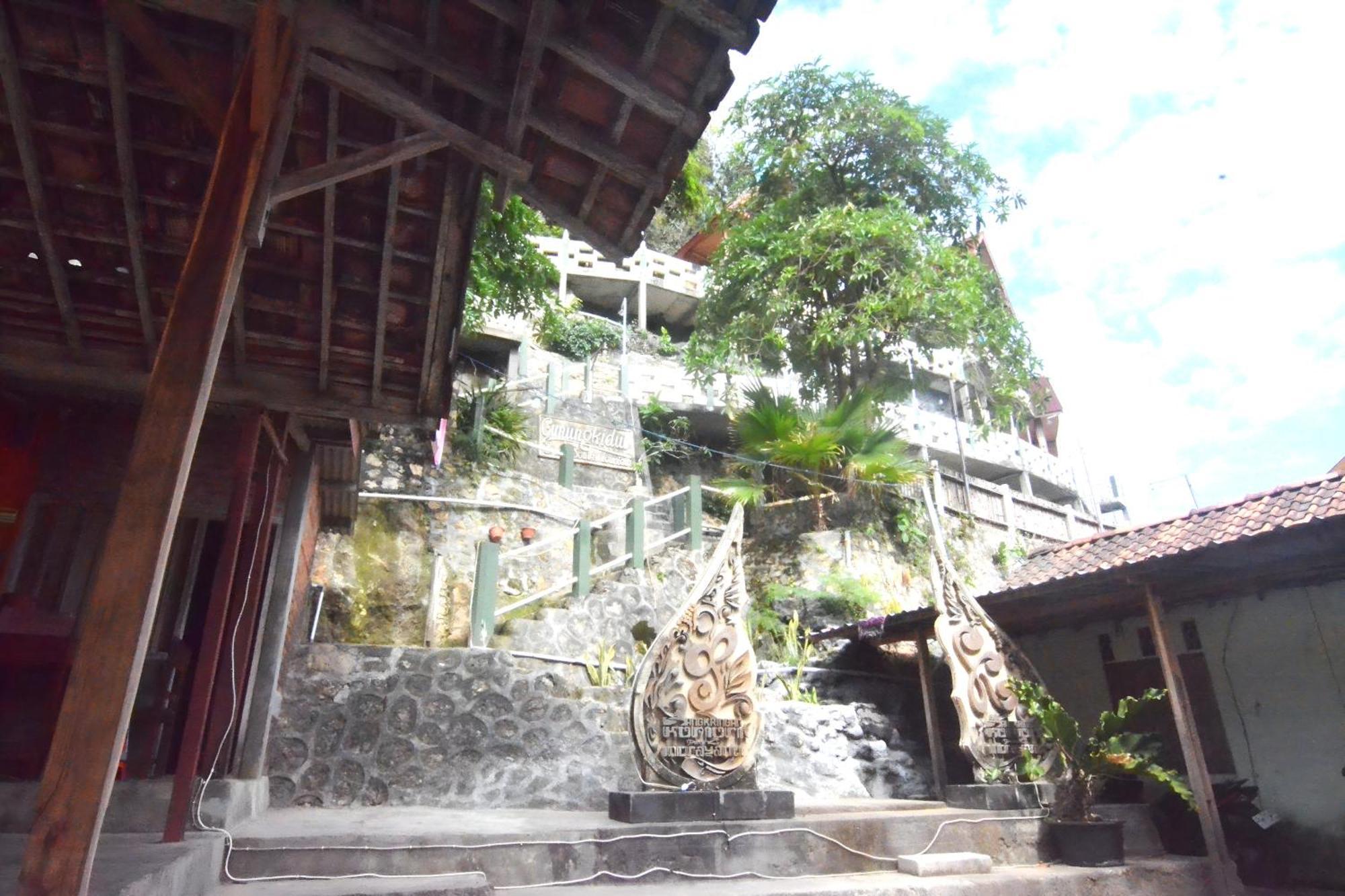 Villa Kopiori Yogyakarta Exterior foto