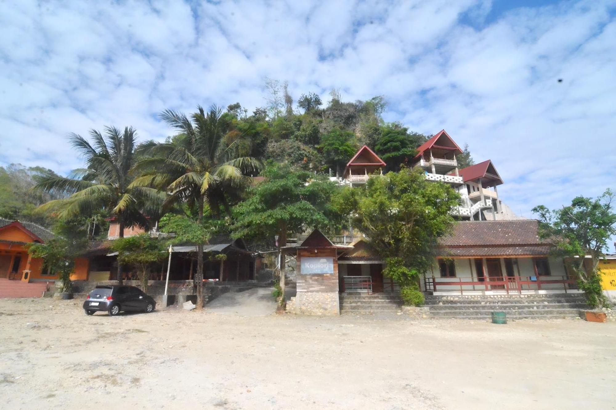 Villa Kopiori Yogyakarta Exterior foto