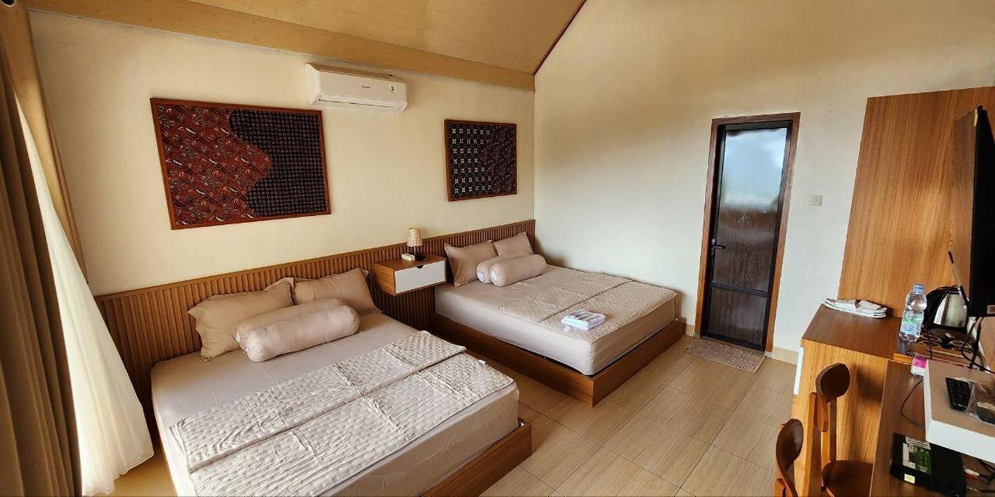 Villa Kopiori Yogyakarta Exterior foto